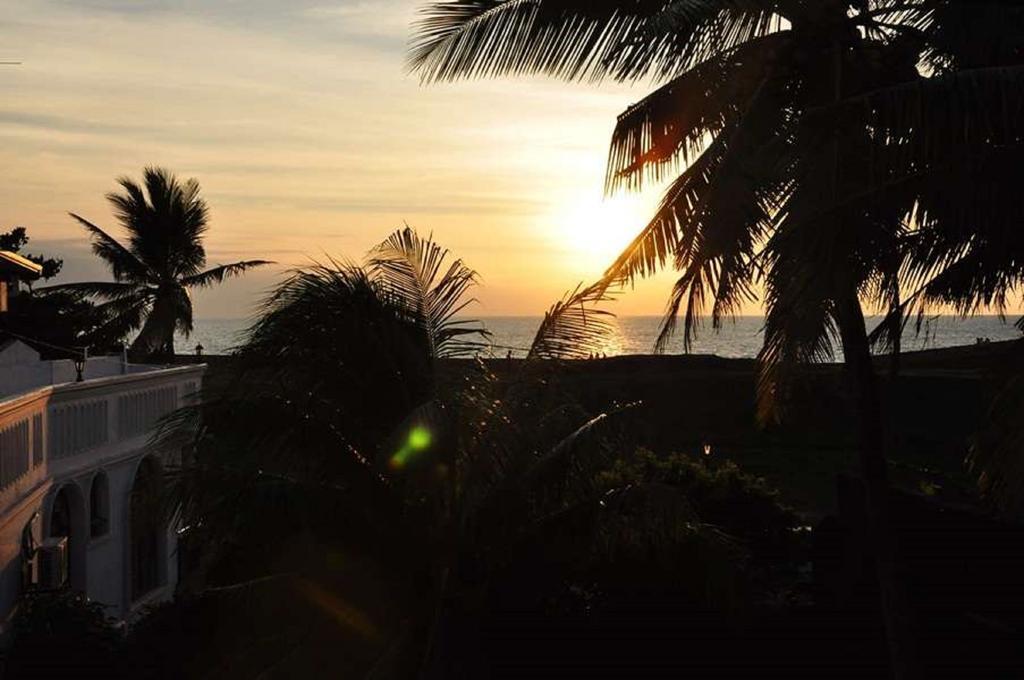 Sunset Galle Fort Luaran gambar